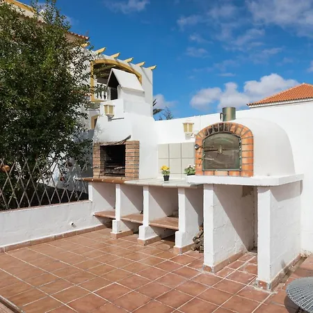 Holiday home Home2book Charming Casa El Refugio