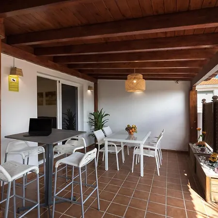 Home2book Charming Casa El Refugio Holiday home