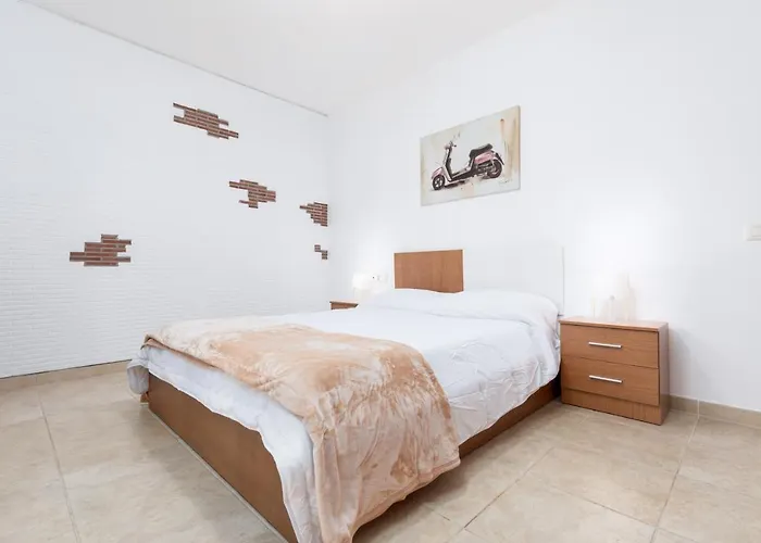 Home2book Charming Casa El Refugio